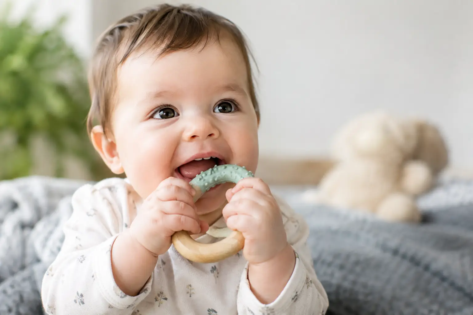 When Babies Start Teething: Signs and Safe Relief